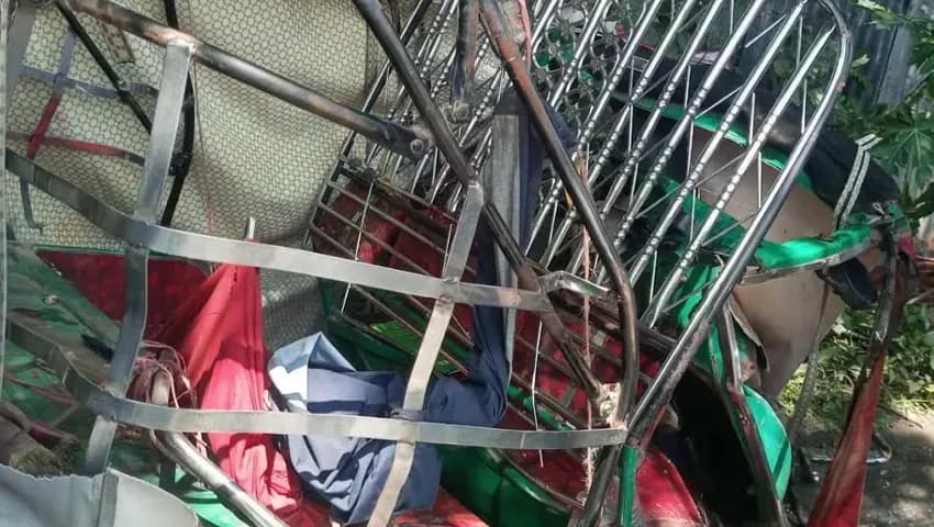 ত্রিশালে ট্রাক-সিএনজি সংঘর্ষে চালকসহ নিহত ২