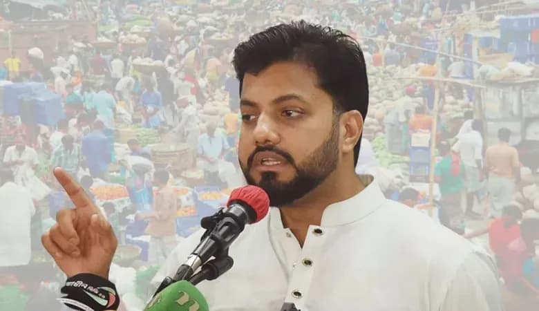 লংমার্চে ১ লাখ লিটার জ্বালানি তেল পোড়াবে বিরোধী দল: ইশরাক হোসেন