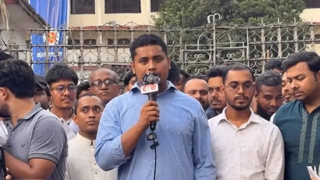 পকেটে টাকা নেই, মন খারাপ-এটাও বলা যাবে না: হাসনাত