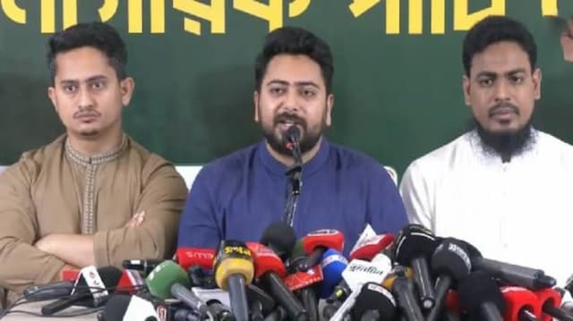 স্বরাষ্ট্রমন্ত্রীকে পদে রেখে দেশের আইনশৃঙ্খলা স্বাভাবিক হবে না: নাহিদ