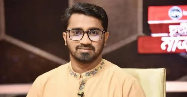 ‘বুকে পাথর চাপা দিয়ে’ জুলাই সনদে সই কেন, প্রশ্ন রাশেদ খাঁনের