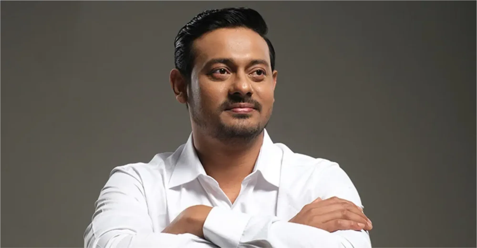 নাসীরুদ্দীন পাটওয়ারীর চার শব্দের স্ট্যাটাস ভাইরাল!