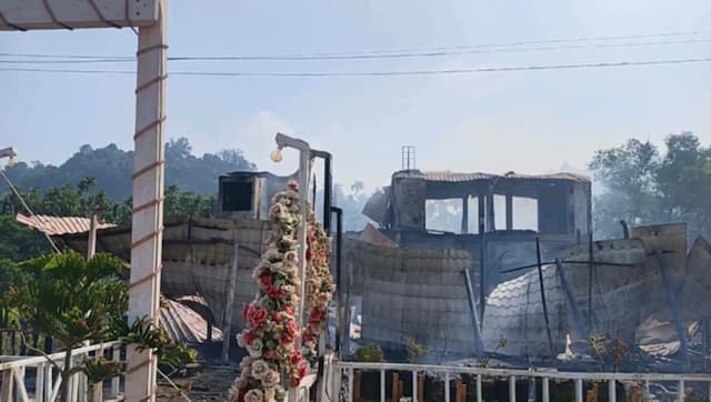 কক্সবাজারে রিসোর্টে অগ্নিকাণ্ডে নিহত বেড়ে ১০