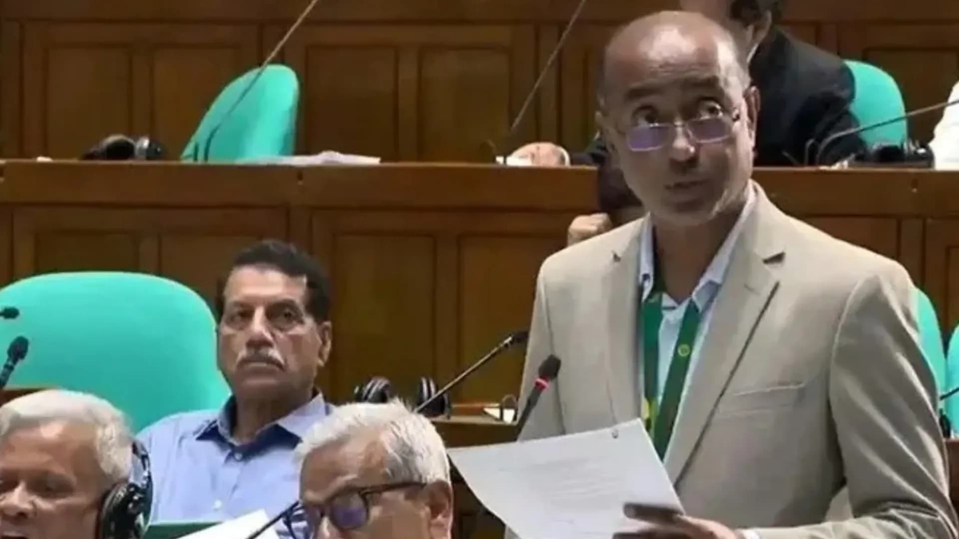 প্রধান বিচারপতির এজলাস ত্যাগ, সংসদে যা বললেন আইনমন্ত্রী